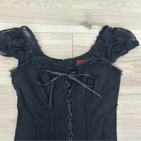 black tripp nyc lace up corset - Picture 4 of 9